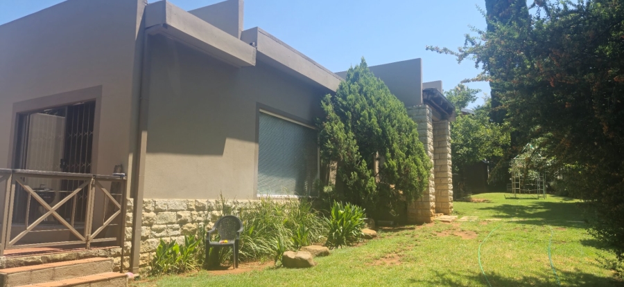 3 Bedroom Property for Sale in Langenhovenpark Free State